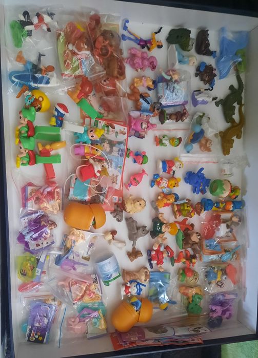 Пакет игрушек Киндер Сюрприз