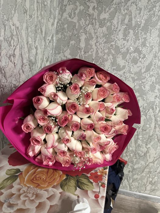 51 розы стояли 1 день
