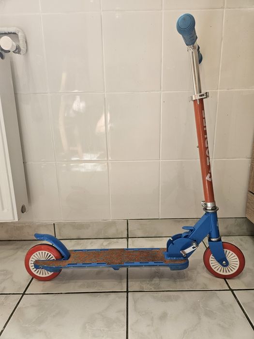Totineta cu lumini 4-5 ani