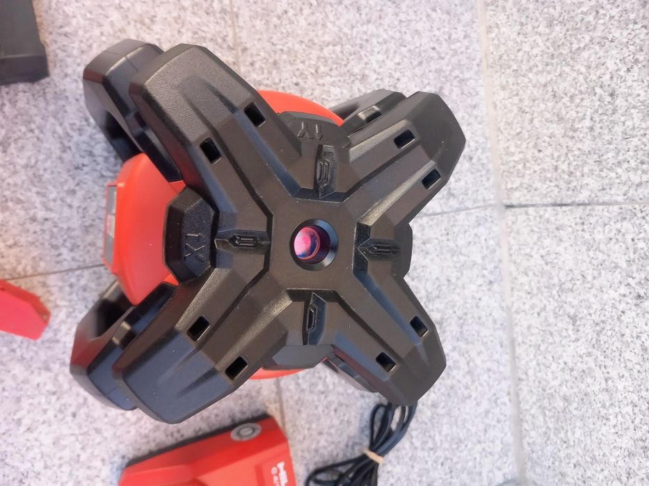 Ротационен лазерен нивелир Hilti PR 30-HVS A12