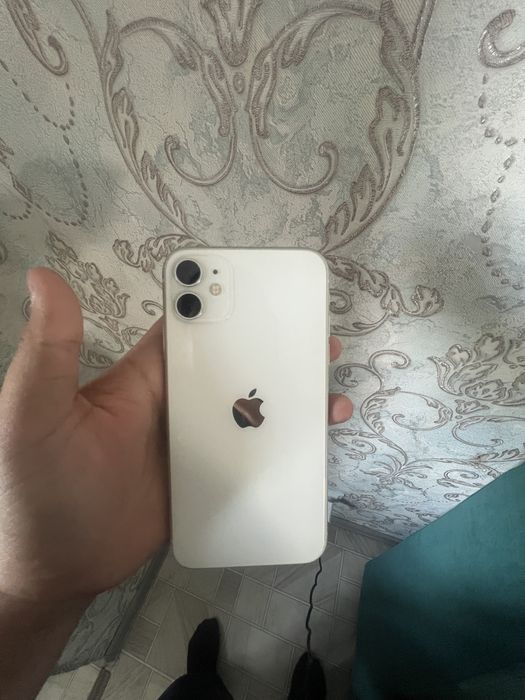 Айфон 11 акум 72 минус нету