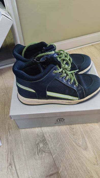 Кроссовки для мальчиков