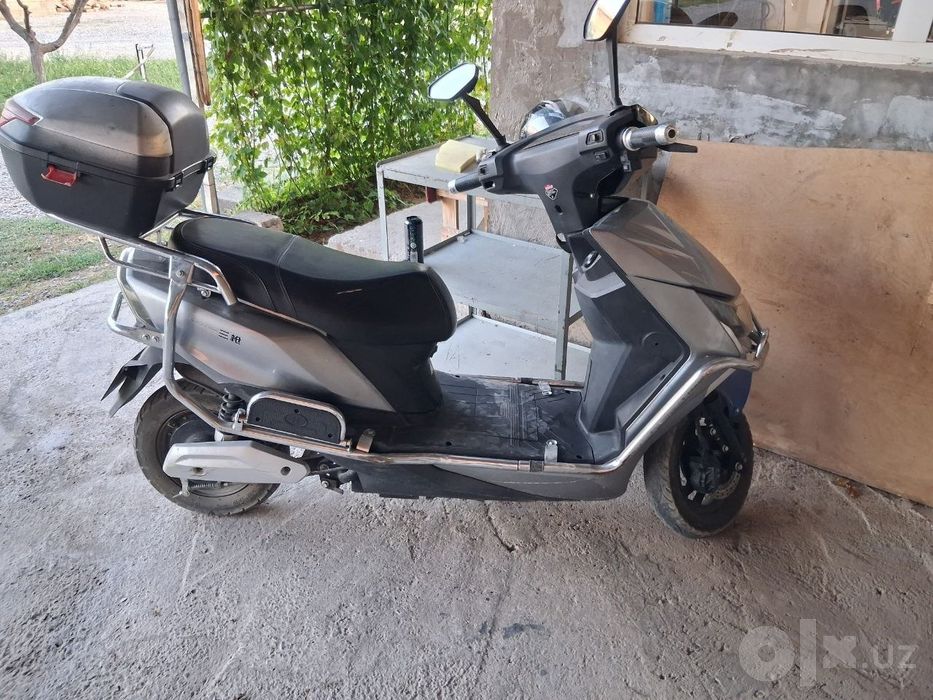 Sroʻchni sotiladi elektr skuter