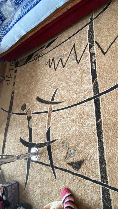 Продам ковер б/у 2*3 м самовывоз