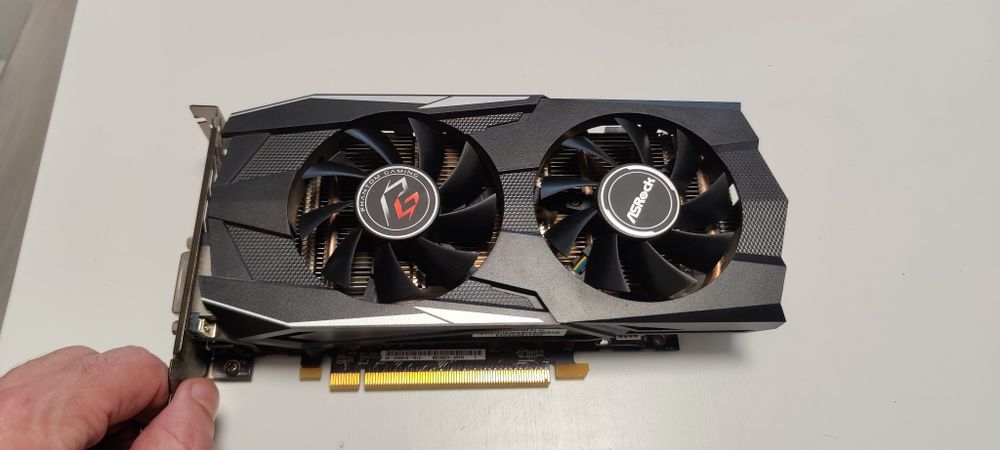Placă video asrock phantom gaming d radeon rx 580 oc 8gb
