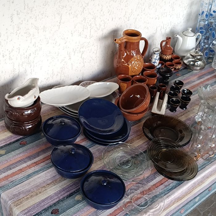 Сервизи чаши чинии керамика кристални чаши, юзчета