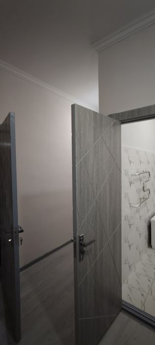 Uzoq muddatli ijaraga shinam, toza va yorug‘ kvartira beriladi.