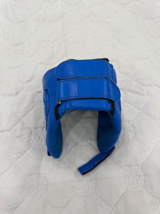 Продам боксерский шлем