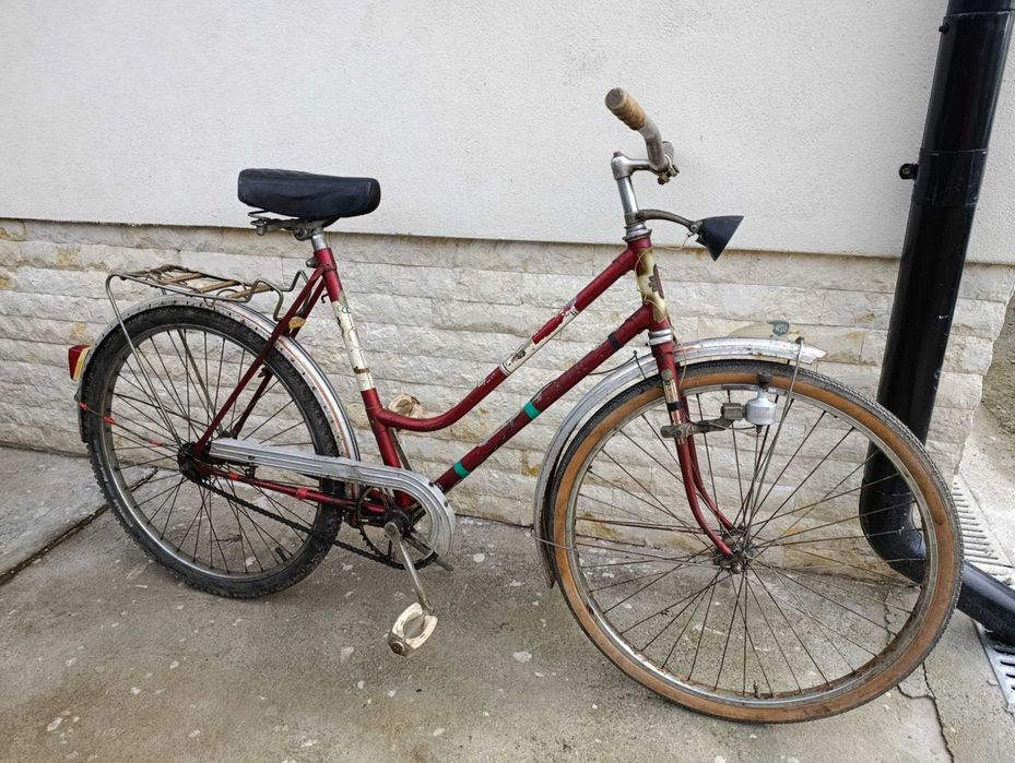 Vând bicicletă 200 lei