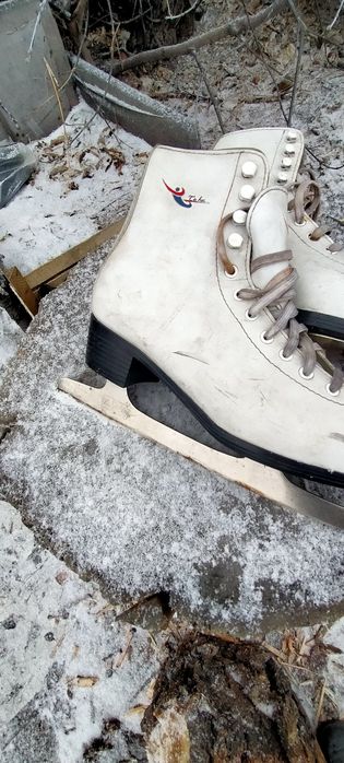 коньки б/у фигурные