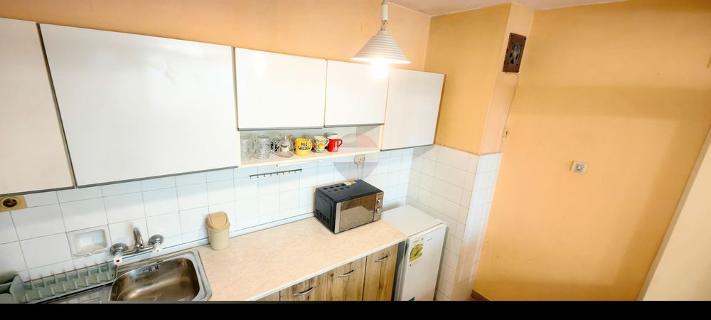 Дава се под наем Двустаен апартамент в Варна, Базар Левски - 60 кв.м за 500 € - Снимка #6