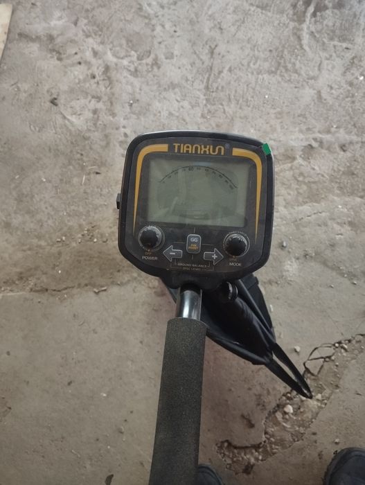 Металл искатель на