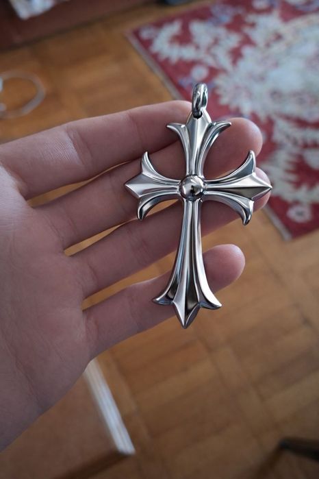 Pandantiv cruce stil Chrome Hearts