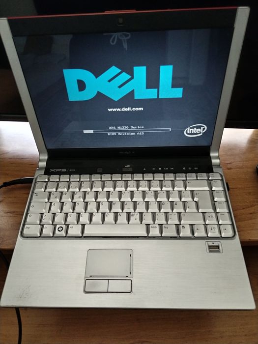 Laptop Dell xps cu Intel Pentium duo