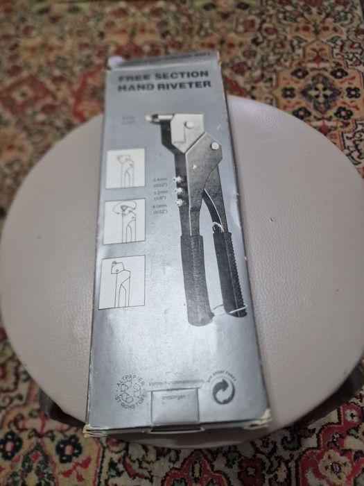 Очень хороший заклепщик