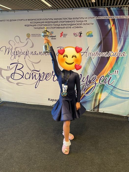 Платье спортивно больное  130-134р