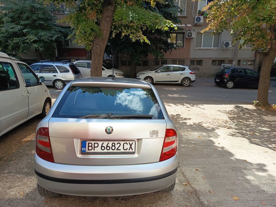 Продавам Шкода Фабия 1,9ТДИ