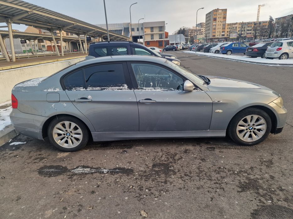 BMW seria 3 E90 318i