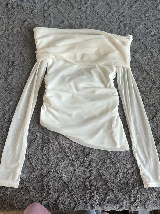 Белые кофты с длинным рукавом