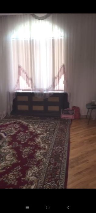 Дом 9 комн м-в  Панельный  . 6 соток.