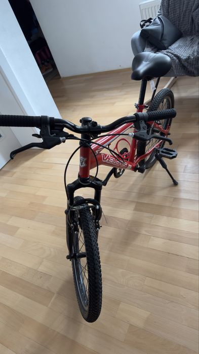 Bicicleta Velors 18 inchi pentru 5-9 ani