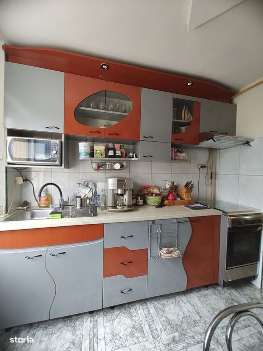 De vanzare apartament 3 camere, zona Progresu