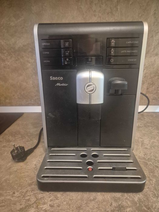 Кафе автомат saeco moltio
