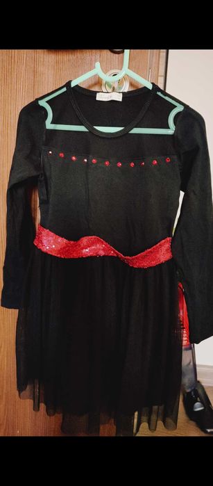 Детска рокля размер 122