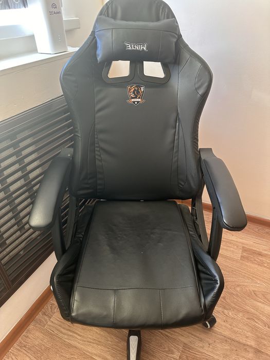 Компютепный кресло