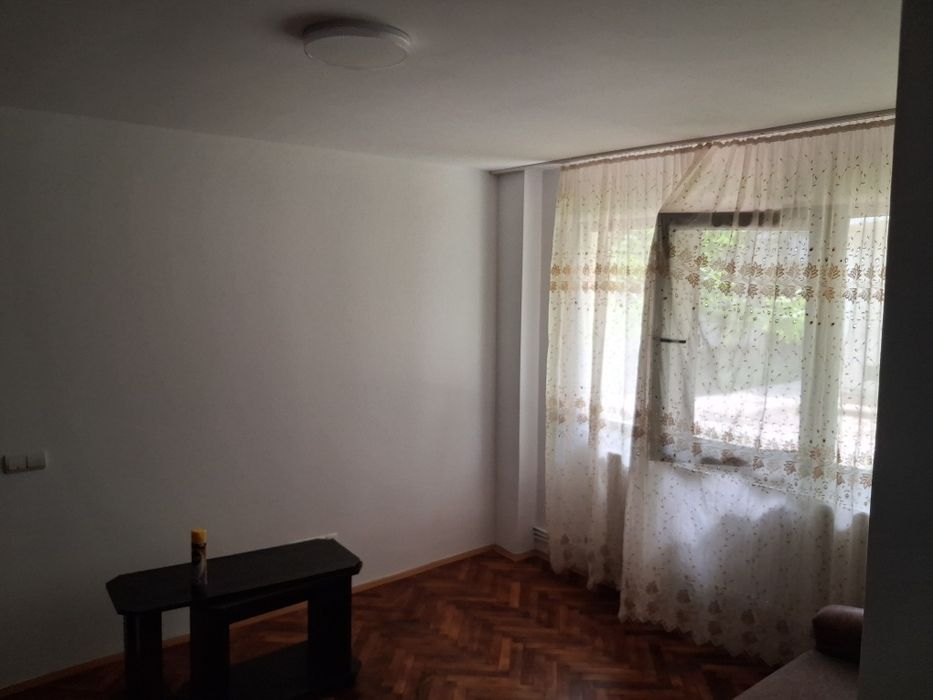 ÎNCHIRIEZ apartament Cantemir - Palas