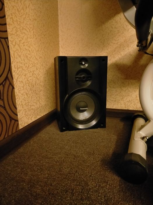 Продам музыкальный центр и телевизор