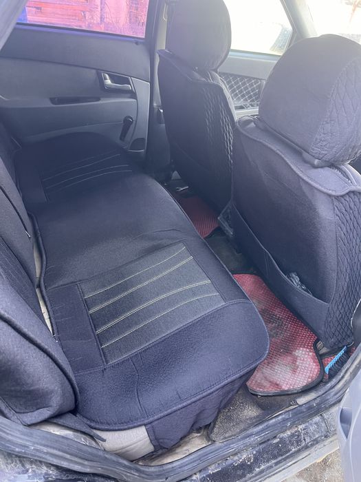 Priora хачбек продаю