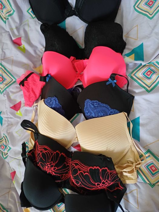 Set 7 sutiene push-up cupa D
