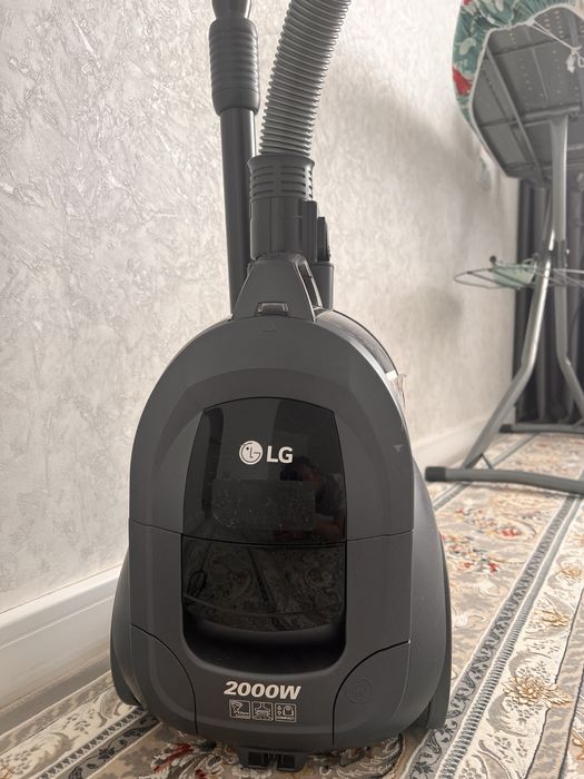 Продам пылесос LG в отличном состоянии.