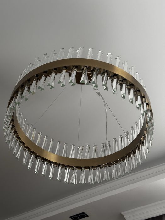 Продам люстру 45.000 тг