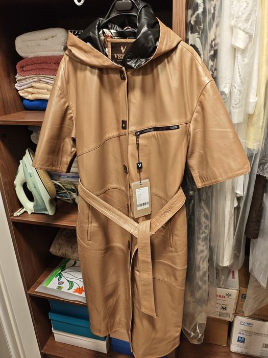 Продам абсолютно новый кожаный плащ