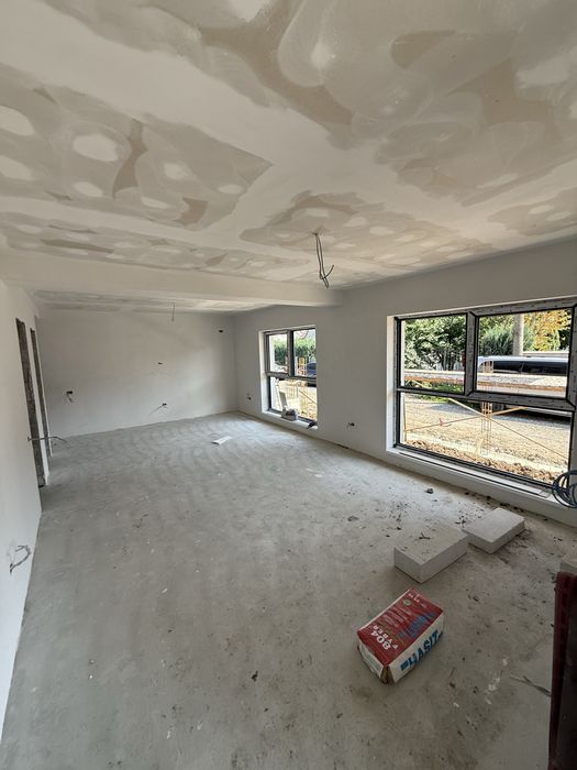 Casă individuală P+ETAJ+Pod Valu lui Traian, 265 mp teren • 2 parcări