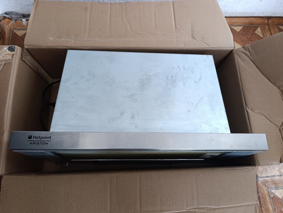 Аспиратор Hotpoint Ariston