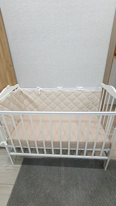 Продам кроватку-качалку