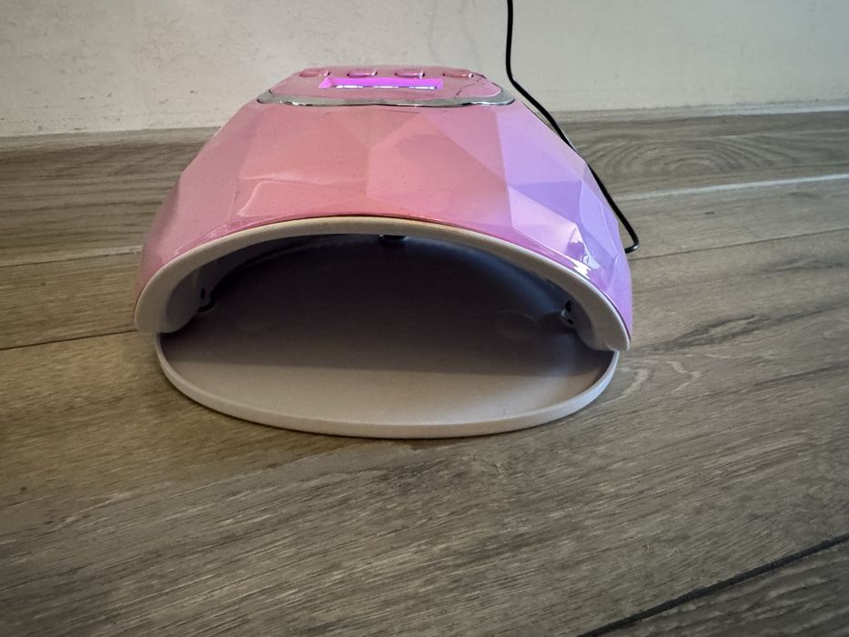 Lampa UV LED pentru unghii