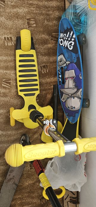 Продам самокаты и скейт