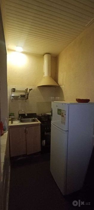 2в3 комнатная квартира не далеко от метро. Торг уместен.