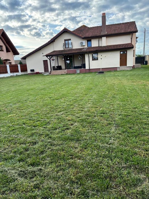 Casă de vânzare, Peciu Nou!