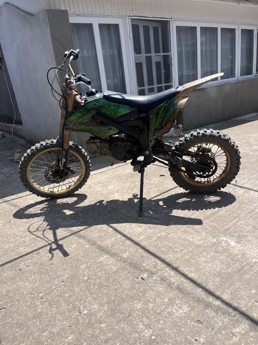 Schimb cross 125