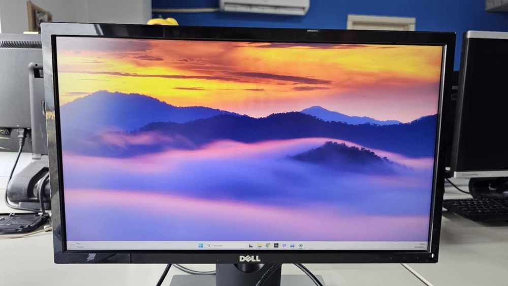 Монитор Dell, 21 инча