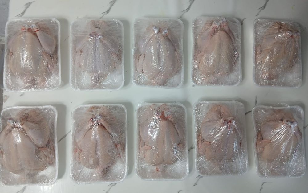 В продаже мясо броилера