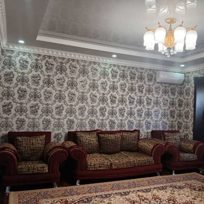 Диван кресло для гостиной в очень хорошем и чистом состоянии