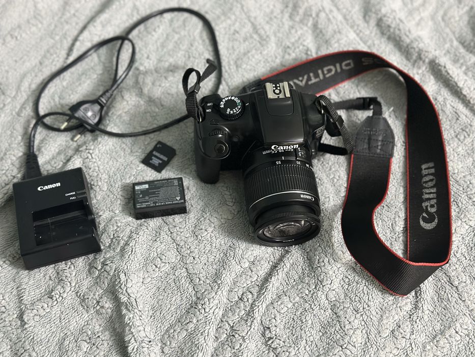 canon eos 1100D