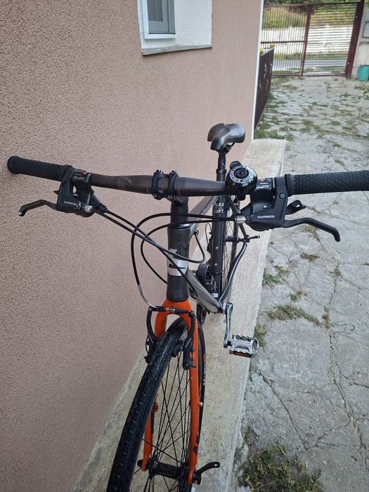 Vând bicicletă urbană/hybrid (fitness) Bergamont Sweep
