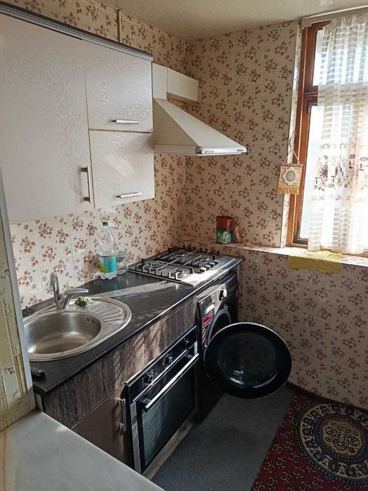 Продаётся 3х комн квартира на 3 этаже Ор-р Конечка